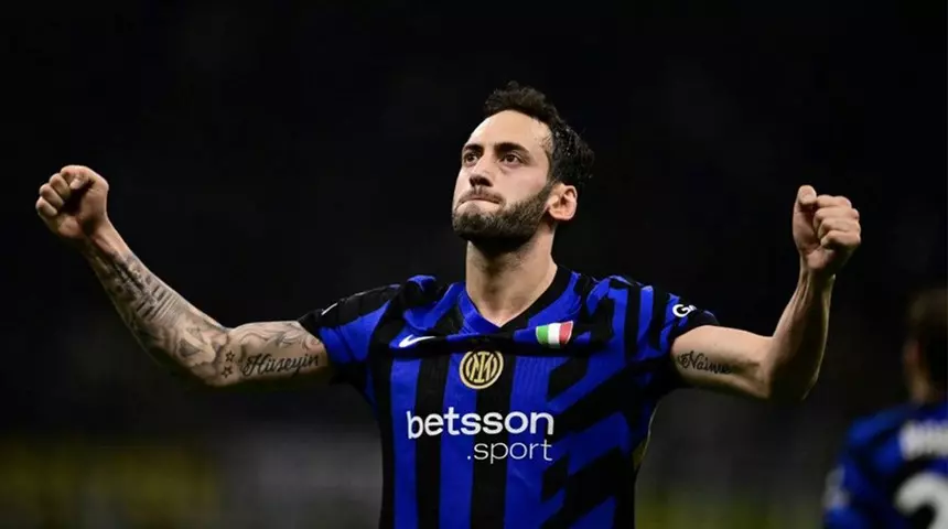 Hakan Çalhanoğlu’ndan sıcak Galatasaray açıklaması