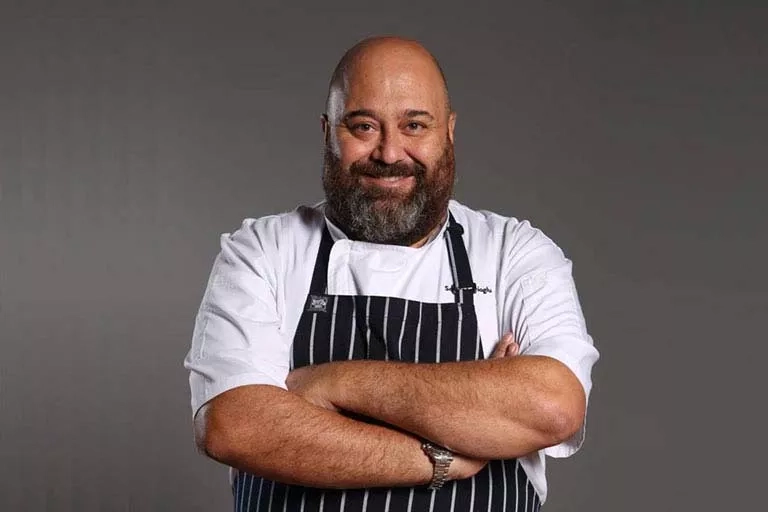 SOSYAL MEDYADA GÜNDEM OLDULAR : SOMER ŞEF BAMBİ ‘sini KUTLADI