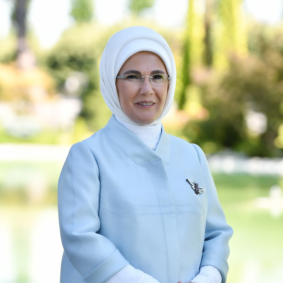 EMİNE ERDOĞAN’dan ANLAMLI PAYLAŞIM