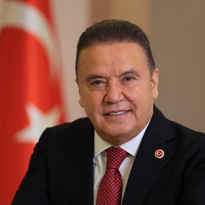 MUHİTTİN BÖCEK SAĞLIK SEBEBİYLE YENİDEN HASTANEYE KALDIRILDI
