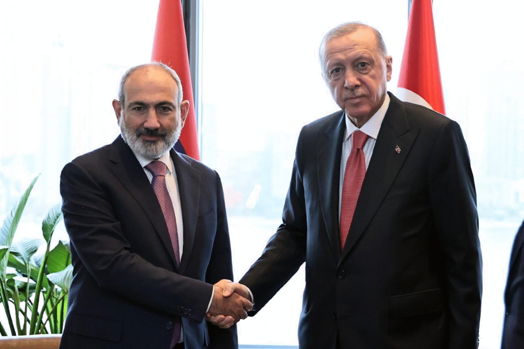 ERDOĞAN-PAŞİNYAN GÖRÜŞMESİYLE YENİ DÖNÜM