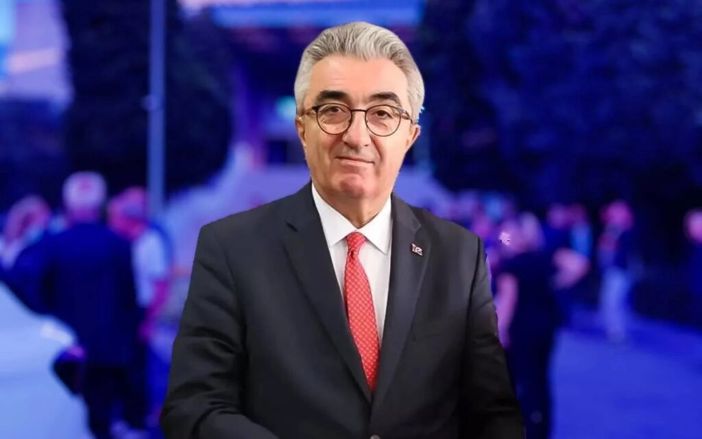 BAYRAMPAŞA BELEDİYE BAŞKANI HASAN MUTLU GÖREVDEN UZAKLAŞTIRILDI