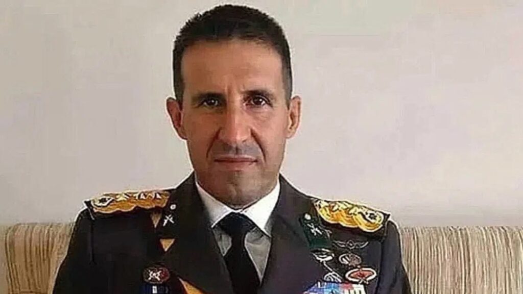 EMEKLİ ALBAY ORKUN ÖZELLER TUTUKLANDI BAHÇELİ’ye YÖNELİK SÖZLERİ KRİZ YARATTI