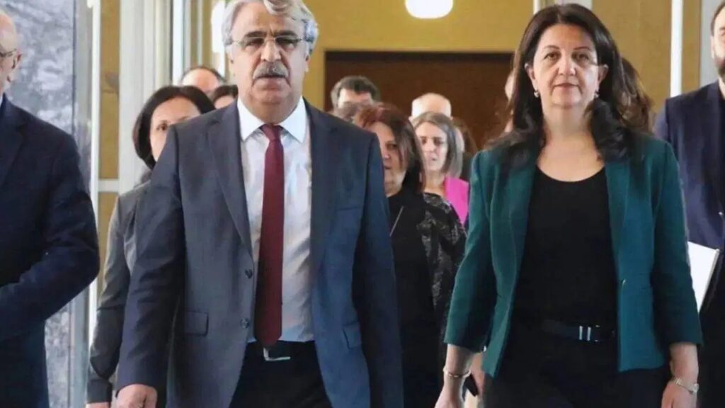 KRİZ BÜYÜYOR: İMRALI’ya GİDİLİRSE 2 PARTİ KOMİSYONDAN ÇEKİLECEK