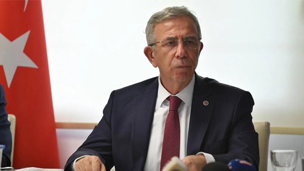 SAVCILIKTAN MANSUR YAVAŞ İÇİN SÜRPRİZ ADIM