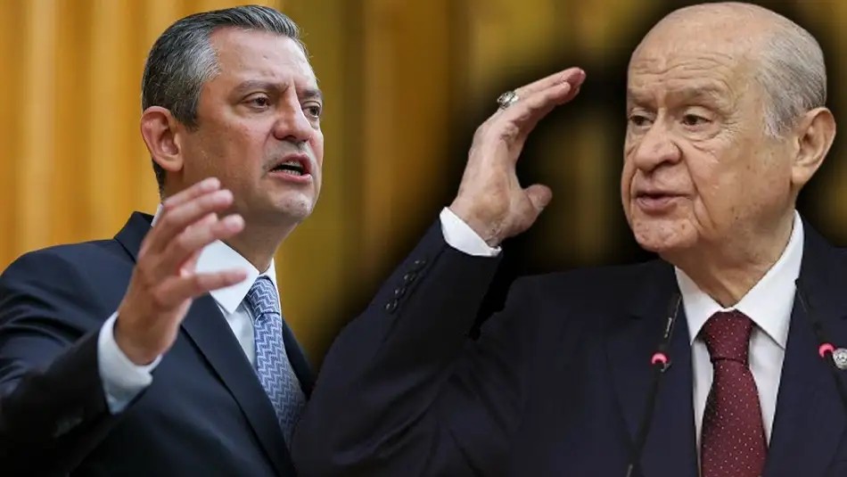 ÖZEL’den BAHÇELİ’ye SİYASİ REST: CESARETİNİZ VARSA CANLI YAYINLAYIN