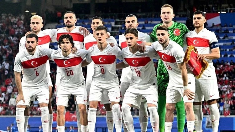 A MİLLİ FUTBOL TAKIMI, TSİ 22.45’te İSPANYA’da PRESTİJ MAÇINA ÇIKIYOR