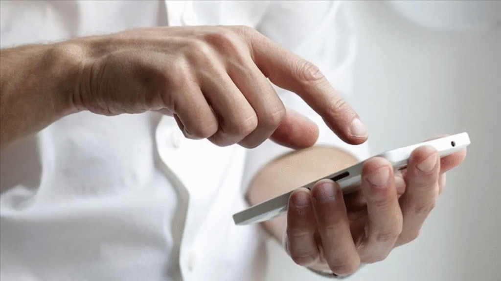 YENİ DOLANDIRICILIK YÖNTEMİ : ”DİZİ ROLÜ” VAADİYLE GENÇLERE TUZAK KURULUYOR