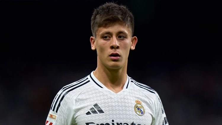 ”ARDA GÜREL”, TÜRK FUTBOL TARİHİNİN EN PAHALI FUTBOLCUSU – 90 MİLYON EURO