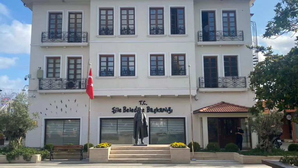 İSTANBUL ŞİLE BELEDİYESİ’ne İKİNCİ DALGA RÜŞVET OPERASYONU:  23 GÖZALTI