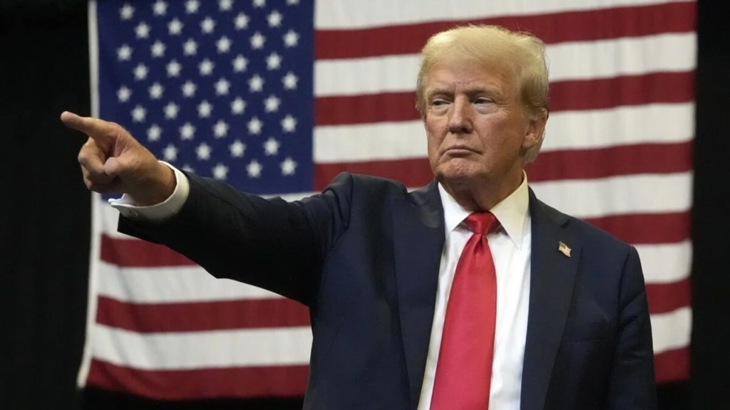 TRUMP’tan İRAN’la TİCARET YAPAN ÜLKELERE YÜZDE 25 VERGİ KARARI