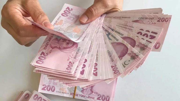 Emekliye Bayram ikramiyesi 5 Bin TL