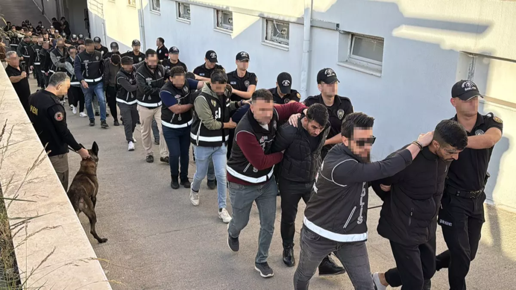 Bayğaralar Suç Örgütü Çökertildi