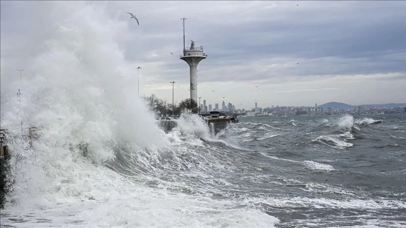 Ege ve Akdeniz’de Fırtına Alarmı