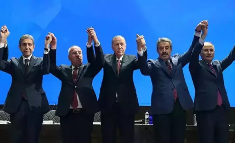 AK Parti’ye 4 Belediye Başkanı Katıldı