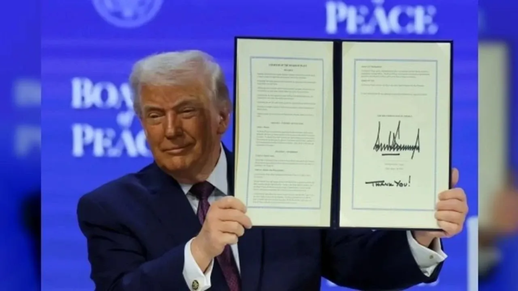 Trump: İran’la İş Yapanlara Ek Vergi