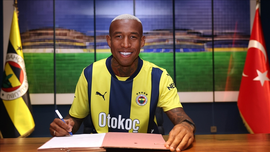 Fenerbahçe, Talisca İle Sözleşme Yeniledi