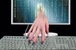 Sanal Alemde Uyuşturucuya Geçit Yok