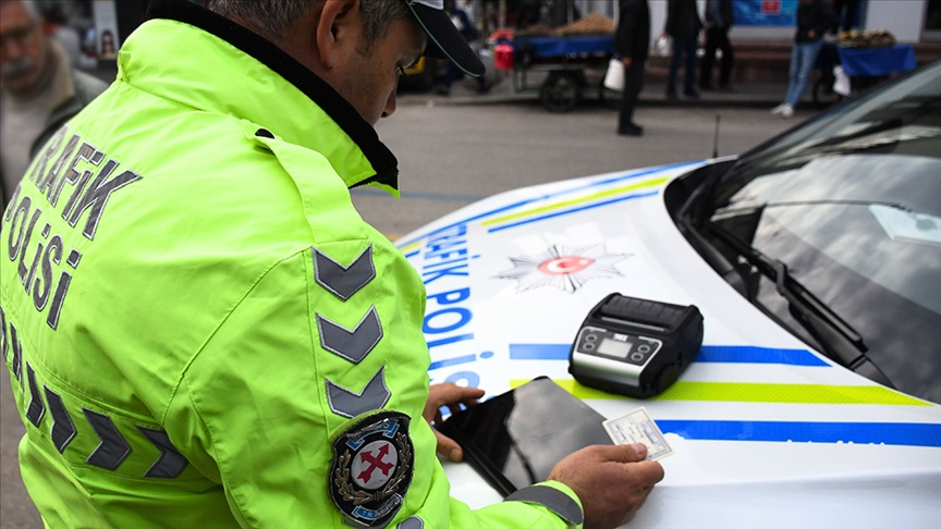 Trafikte Yeni Dönem: SGK Sorgusu ve 200 Bin TL Ceza