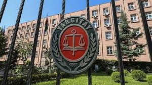 Eski Çalışanın Fotoğrafını Paylaştı, 10 Ay Hapis Cezası Aldı