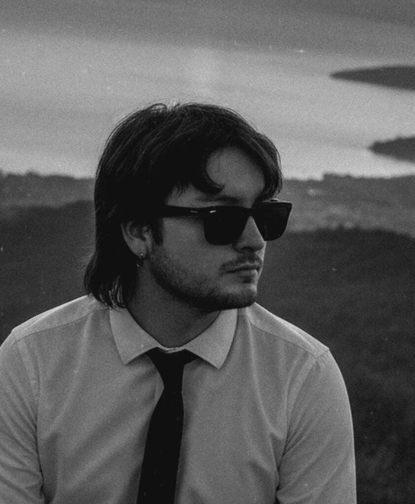 Genç yaşta dikkat çeken kariyer: Ömercan Taşdemir medya sektöründe yükselişini sürdürüyor