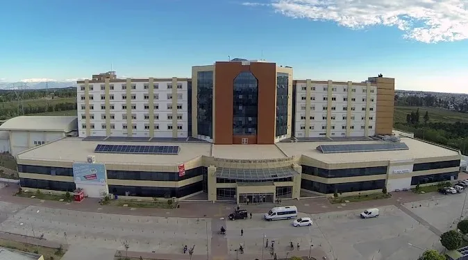 Adana’da Doktorlara Tehdit: 7 Doktor 3 Saat Odaya Kilitlendi