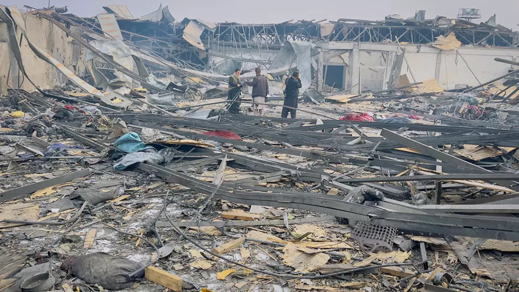 Pakistan’dan Afganistan’a Hava Saldırısı: 400 Can Kaybı