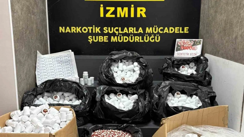 İzmir’de Uyuşturucu Operasyonu