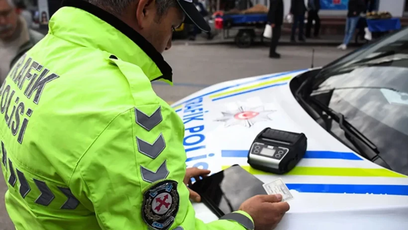 Trafik Kanunu Değişti! 56 Km’den Sonra Ceza Başlıyor
