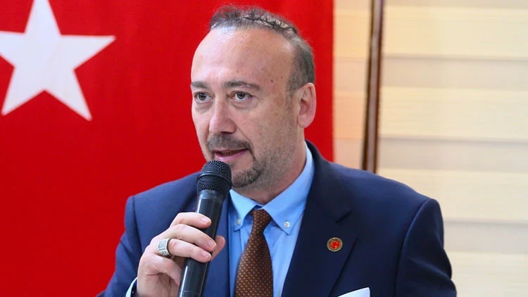 CHP  Özkan Yalım’ı Yüksek Disiplin Kurulu’na Sevk Etti