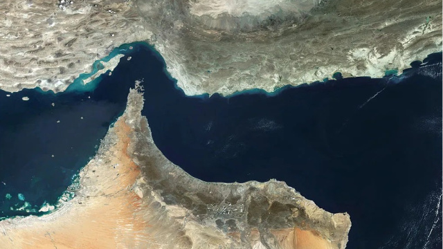 İsrail Lübnan’ı Vurdu, Hürmüz Boğazı Geçişlere Kapatıldı