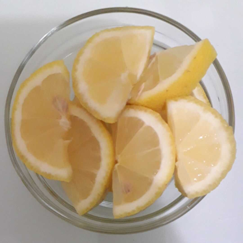 İstanbul’da Restaurant da Bir Dilim Limon 25 TL