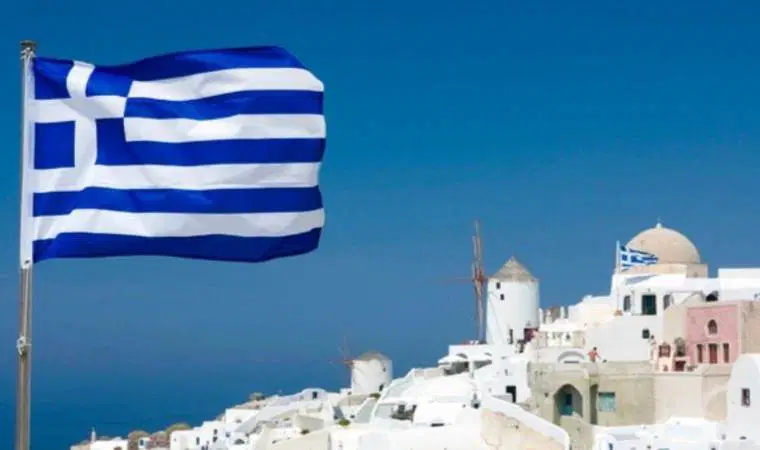 Türk Tatilciler Yunan Adalarına Akın Ediyor: Kapıda Vize Uygulaması