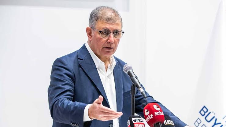 İzmir 27 yıl sonra AK Parti’ye geçti