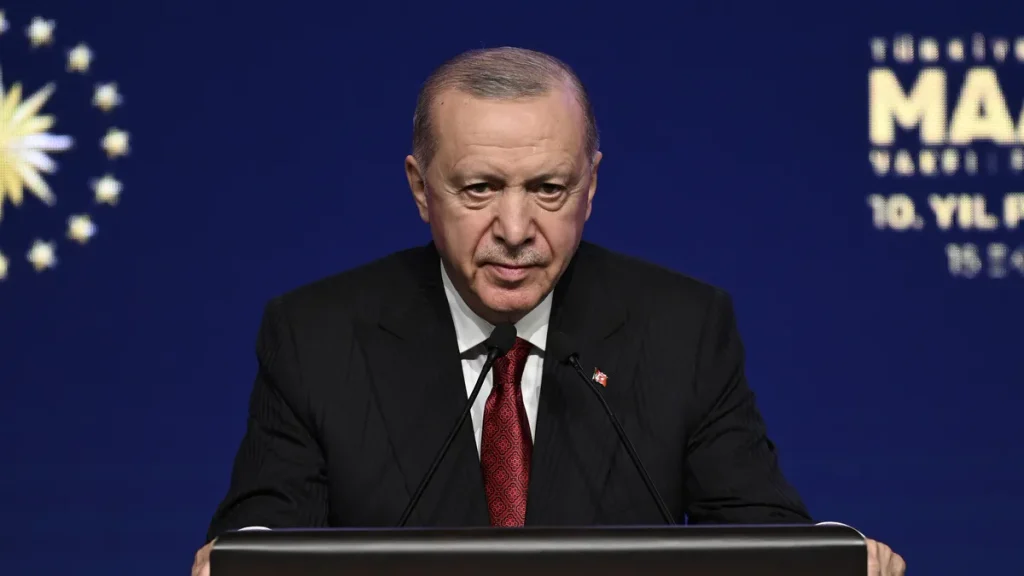 Erdoğan:  Bizimle Uğraşmaya Devam Edecekler, Boyun Eğmeyeceğiz