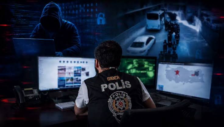 22 İlde siber suç baskını! 327  şüpheli yaakalandı