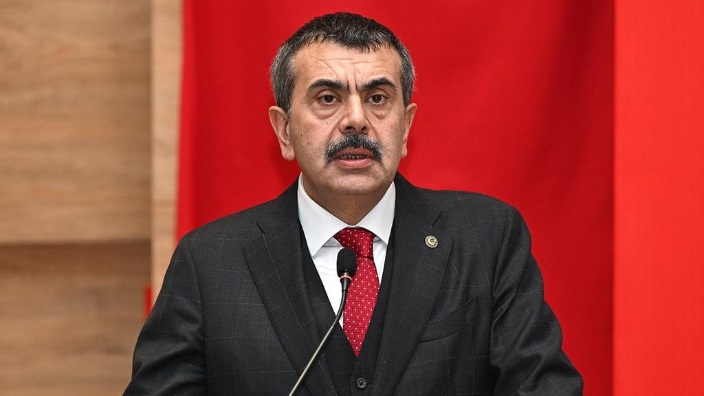 Bakan Tekin: Okullardaki saldırılar içn polisiye tedbirler yeterli değil