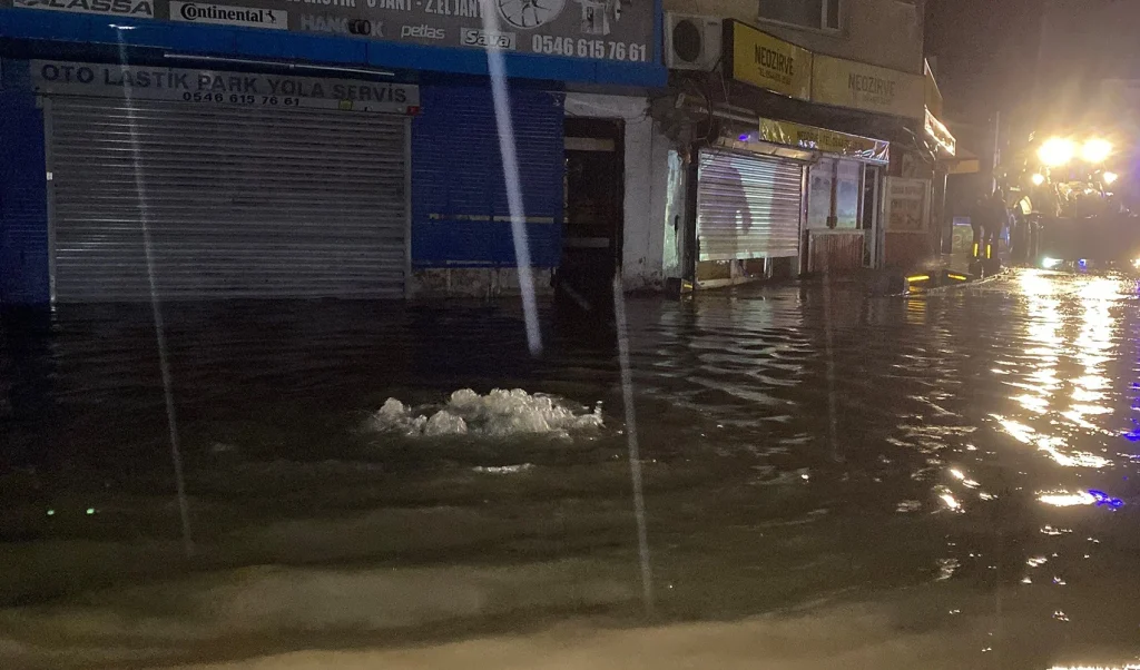 İstanbulda sel felaketinde can kayıpları