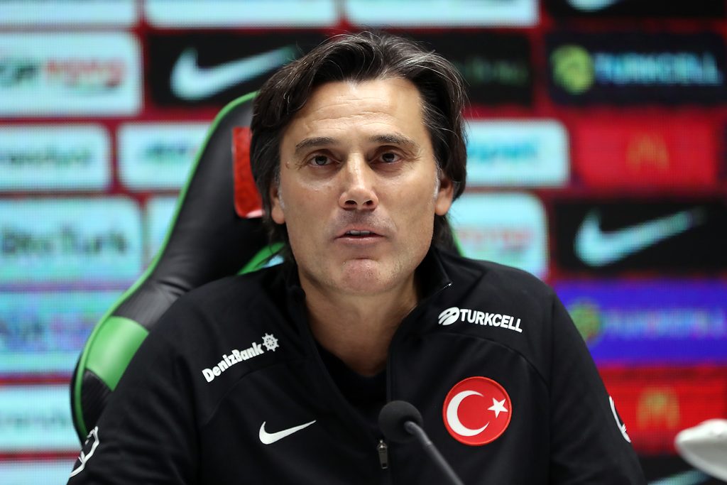Montella’dan istifa tezahüratlarına  yanıt: “Eleştirilere kulak asmak istemiyorum”