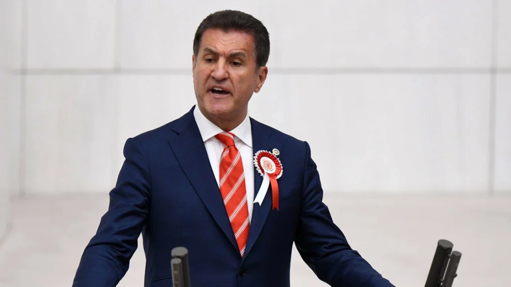 Mustafa Sarıgül Yeni Parti’den istifa etti