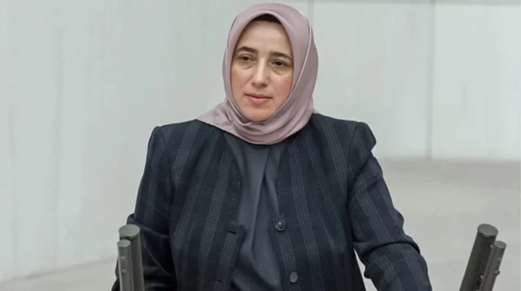 Ak Parti’li Özlem Zengin: Listenin tamamının açıklanmasını istiyorum